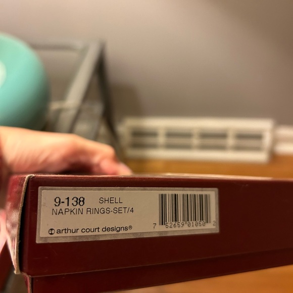 Arthur Court Designs Silver Shell Napkin Rings Set of 12 - Picture 3 of 3